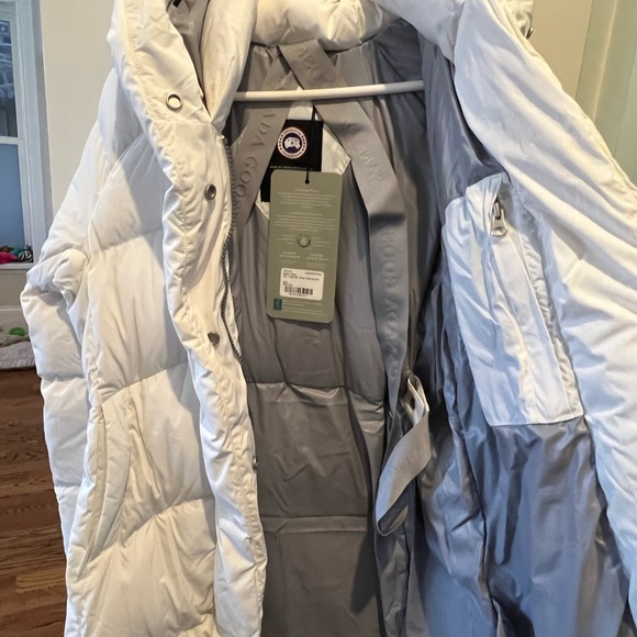 Brand New - Canada Goose Marlow Jacket Size Medium - Picture 5 of 5